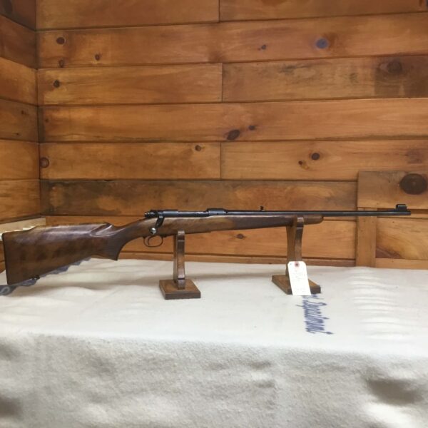 Winchester, Model 70 Featherweight, Caliber 243 win., Bolt Action Rifle
