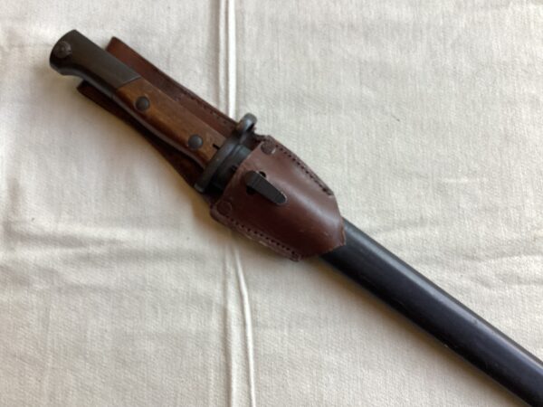 Mint M1924 Yugoslavian Mauser Rifle Long Bayonet w/ Frog - Image 2