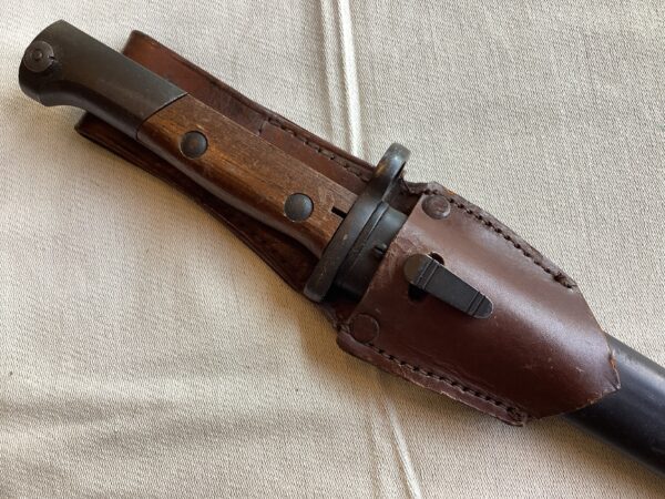 Mint M1924 Yugoslavian Mauser Rifle Long Bayonet w/ Frog - Image 3