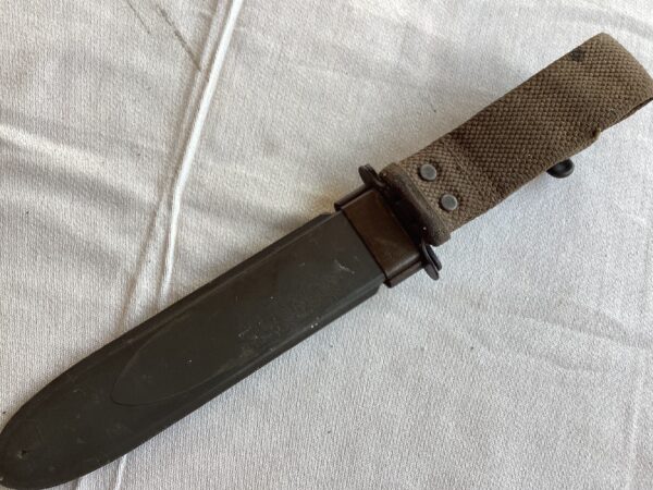 WWII US NAVY MKII Fighting Knife by Camillus in Fiber Scabbard - Image 5