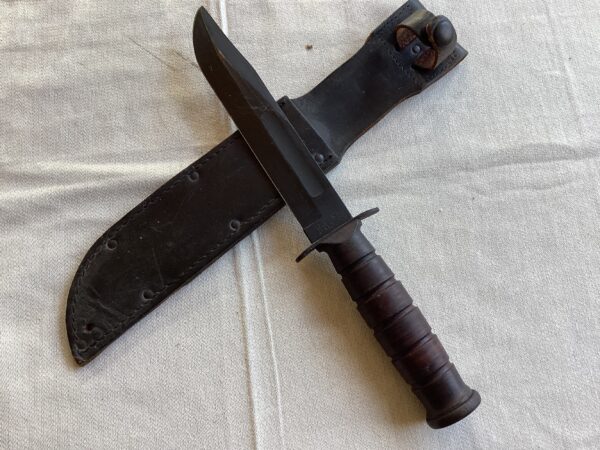 MINT 1970s Vietnam War Era USGI MKII Fighting Knife - Image 2