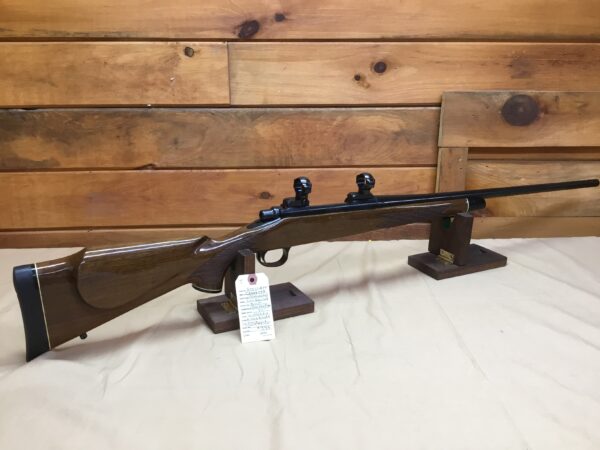 Remington, Model 700 BDL Left Handed, 7mm Rem Mag, Bolt Action
