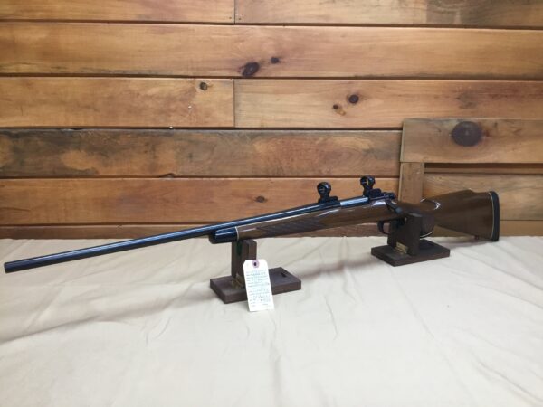 Remington, Model 700 BDL Left Handed, 7mm Rem Mag, Bolt Action - Image 2