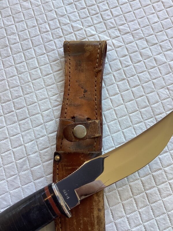 Vintage Case XX Model 323-5 Hunting Knife in Matching Sheath - Image 5
