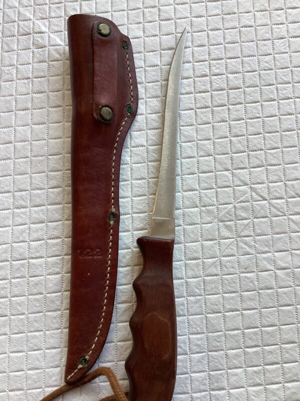 Vintage Buck Model 122 Wood Handled Filet Knife w/ Leather Sheath - Image 7