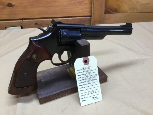 Smith & Wesson, 19-5, .357 Magnum, D.A. Revolver