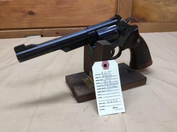Smith & Wesson, 19-5, .357 Magnum, D.A. Revolver - Image 2